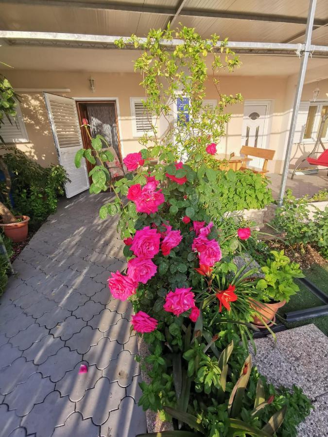 Poljica  Apartments Tomislav מראה חיצוני תמונה