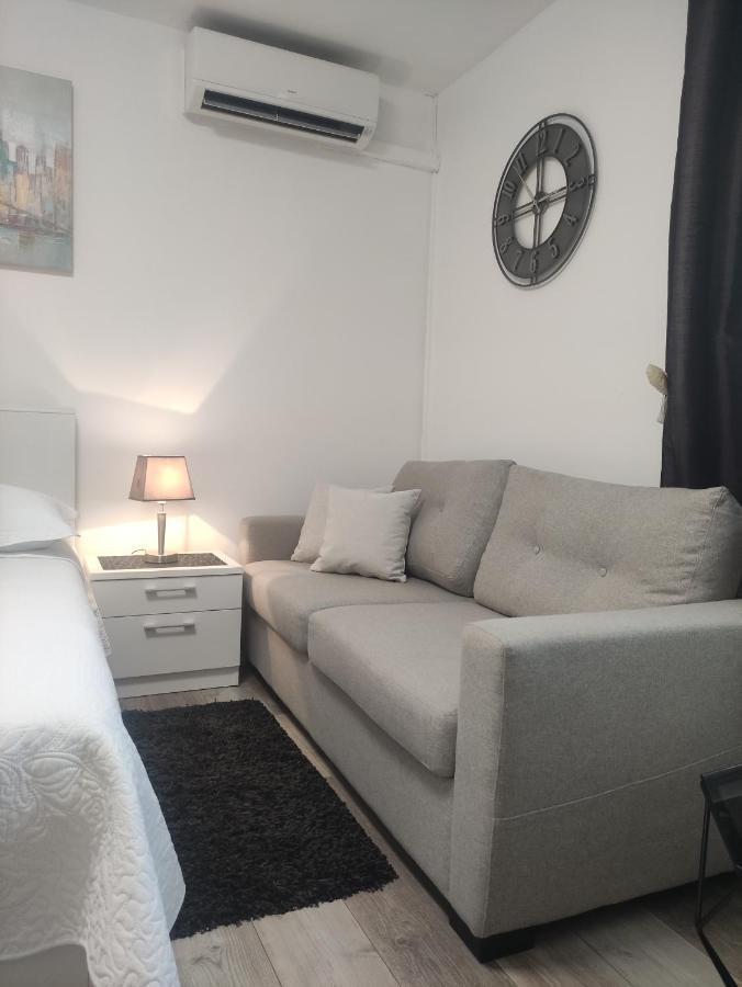 Poljica  Apartments Tomislav מראה חיצוני תמונה