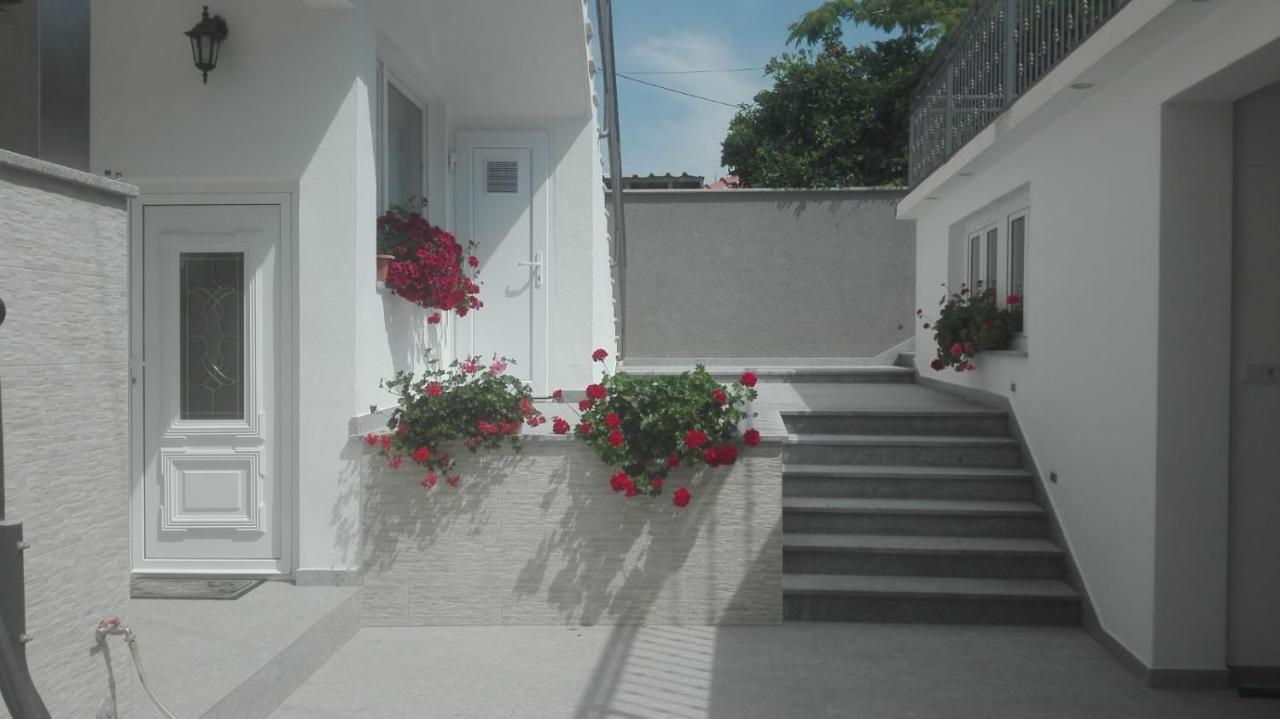 Poljica  Apartments Tomislav מראה חיצוני תמונה